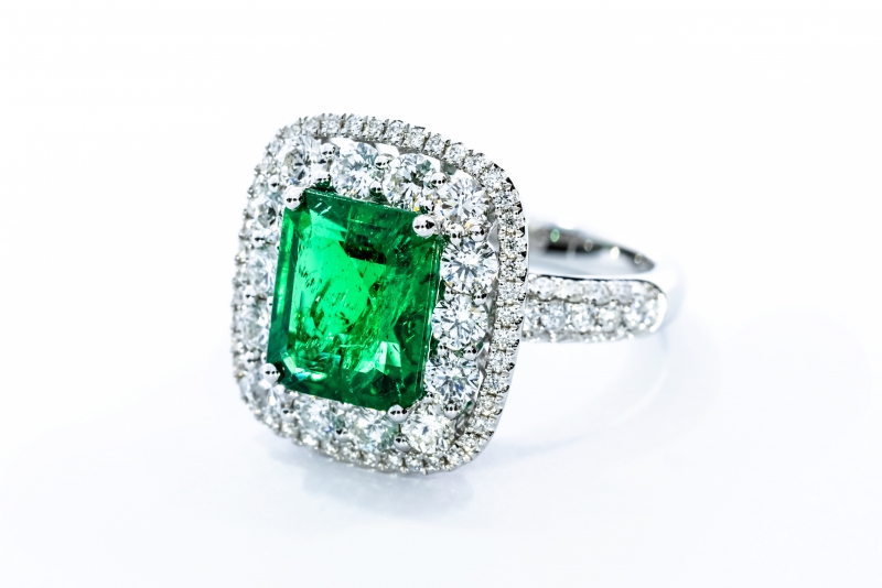 18K鉑金綠寶鑽石戒指