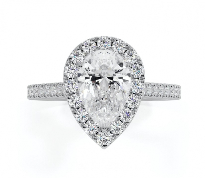 18K白金梨形鑽石戒指