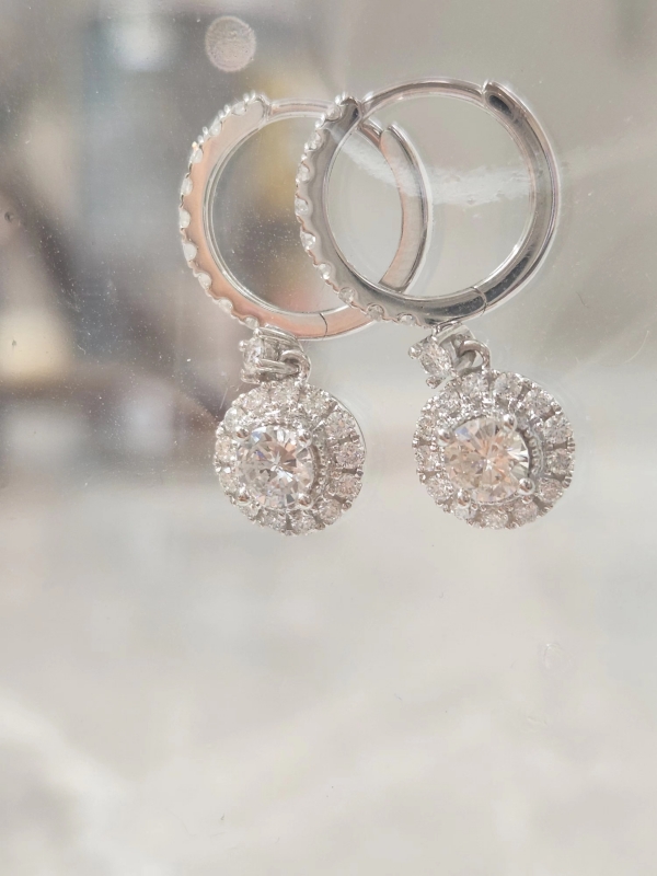 18K白金鑽石耳環