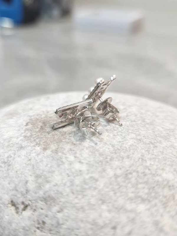 18K白金鑽石Akoya珍珠耳環