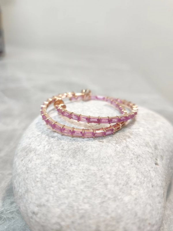 18K玫瑰金粉紅藍寶耳環