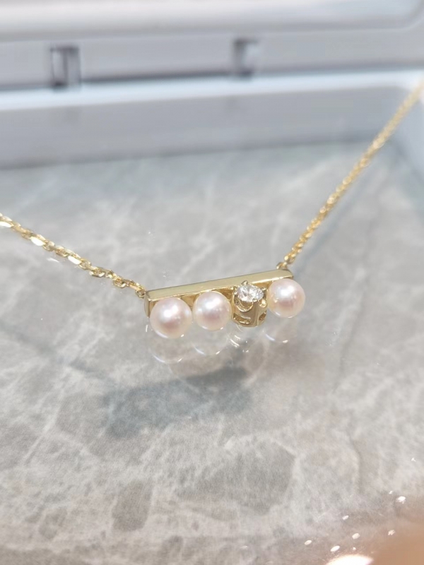 18K金鑽石Akoya珍珠頸鍊